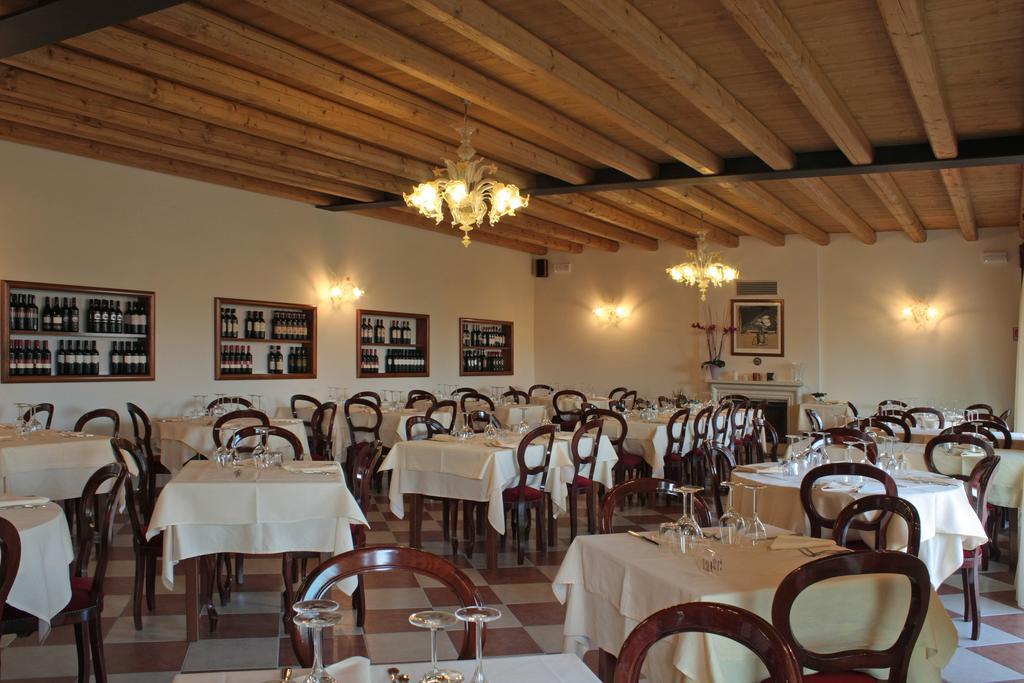 Locanda Al Ponte De Fero Єзоло Екстер'єр фото
